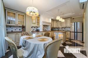 3-к квартира, вторичка, 127м2, 9/16 этаж