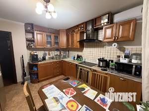 2-к квартира, вторичка, 62м2, 11/16 этаж