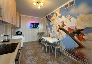 2-к квартира, вторичка, 58м2, 1/18 этаж