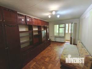 3-к квартира, вторичка, 68м2, 1/9 этаж