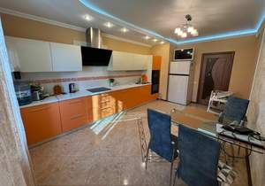 2-к квартира, вторичка, 76м2, 6/22 этаж