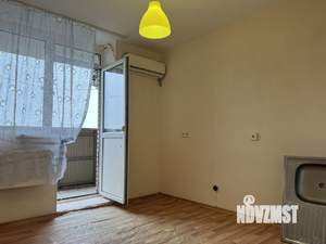 2-к квартира, вторичка, 62м2, 7/16 этаж