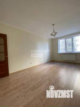 3-к квартира, вторичка, 94м2, 1/17 этаж