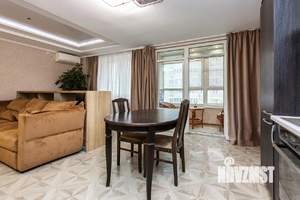 2-к квартира, вторичка, 67м2, 9/17 этаж