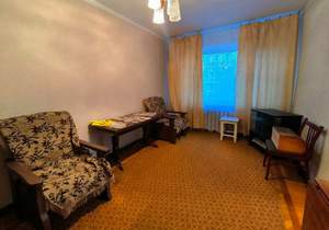 2-к квартира, вторичка, 37м2, 1/6 этаж