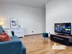 2-к квартира, вторичка, 63м2, 10/18 этаж