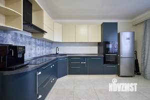 3-к квартира, вторичка, 130м2, 8/16 этаж