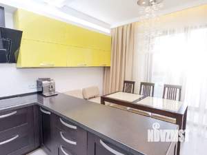 3-к квартира, вторичка, 90м2, 10/17 этаж