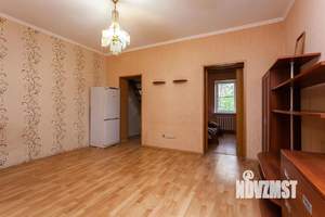 3-к квартира, вторичка, 100м2, 2/2 этаж