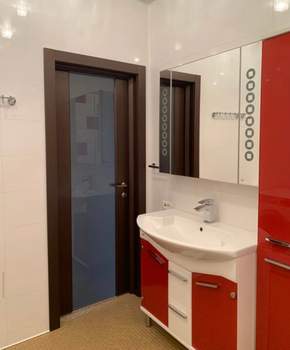 2-к квартира, вторичка, 60м2, 7/12 этаж