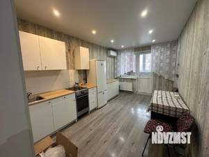 2-к квартира, вторичка, 58м2, 8/17 этаж