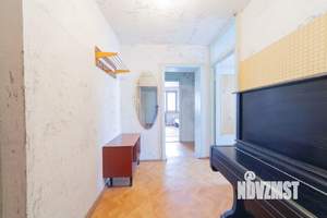 3-к квартира, вторичка, 58м2, 8/12 этаж