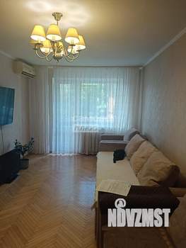 3-к квартира, вторичка, 56м2, 5/5 этаж