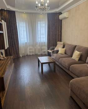 2-к квартира, вторичка, 61м2, 7/16 этаж