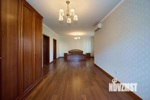 3-к квартира, вторичка, 101м2, 3/16 этаж