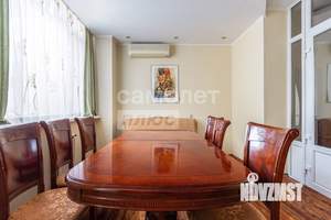 2-к квартира, вторичка, 82м2, 4/10 этаж