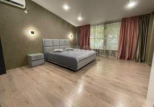 3-к квартира, вторичка, 104м2, 1/6 этаж