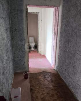 2-к квартира, вторичка, 50м2, 1/10 этаж