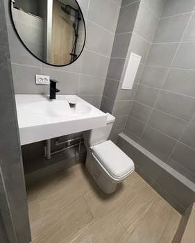 2-к квартира, вторичка, 45м2, 1/5 этаж