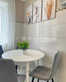 3-к квартира, вторичка, 60м2, 6/9 этаж