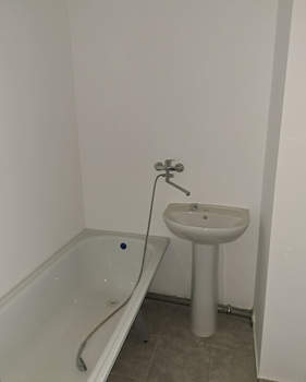 2-к квартира, вторичка, 64м2, 7/18 этаж