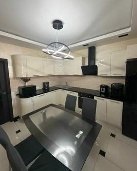 2-к квартира, вторичка, 63м2, 23/24 этаж