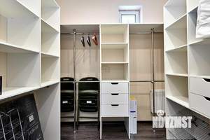 3-к квартира, вторичка, 108м2, 8/16 этаж