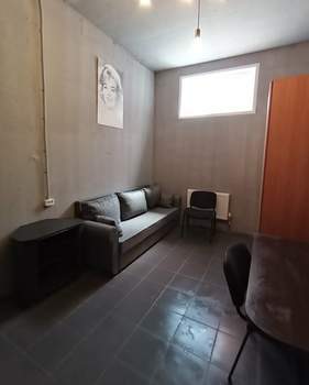 2-к квартира, вторичка, 44м2, 1/16 этаж