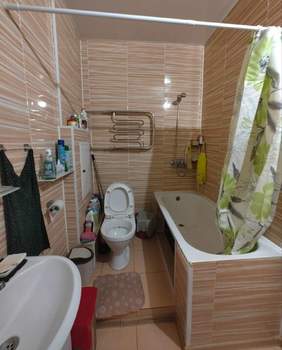2-к квартира, вторичка, 58м2, 1/6 этаж