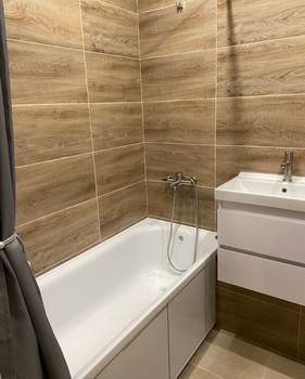 1-к квартира, вторичка, 42м2, 5/9 этаж