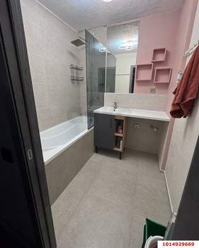 2-к квартира, вторичка, 60м2, 9/9 этаж