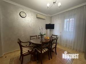2-к квартира, вторичка, 68м2, 9/14 этаж