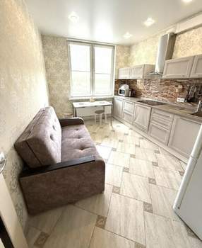 1-к квартира, вторичка, 42м2, 6/18 этаж