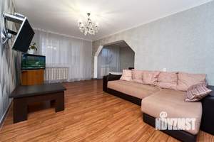 4-к квартира, вторичка, 80м2, 10/10 этаж