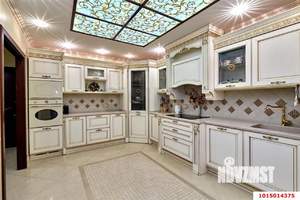 3-к квартира, вторичка, 140м2, 10/18 этаж