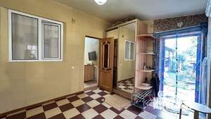 3-к квартира, вторичка, 55м2, 1/1 этаж