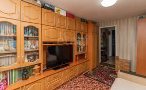 2-к квартира, вторичка, 38м2, 1/1 этаж