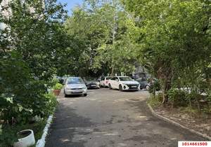 3-к квартира, вторичка, 65м2, 1/9 этаж