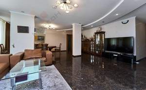 3-к квартира, вторичка, 179м2, 7/14 этаж