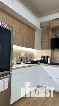 2-к квартира, вторичка, 64м2, 1/6 этаж