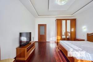 3-к квартира, вторичка, 138м2, 6/15 этаж