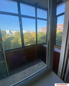 3-к квартира, вторичка, 65м2, 6/9 этаж
