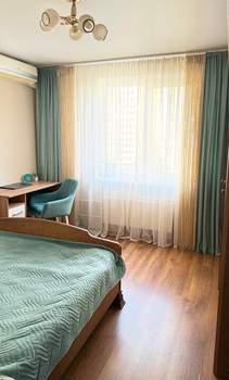 2-к квартира, вторичка, 70м2, 7/16 этаж