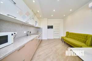 2-к квартира, вторичка, 61м2, 10/18 этаж