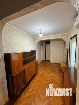 4-к квартира, вторичка, 74м2, 8/9 этаж