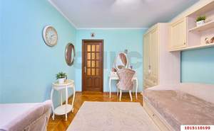 4-к квартира, вторичка, 130м2, 3/11 этаж