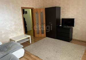 2-к квартира, вторичка, 60м2, 7/16 этаж