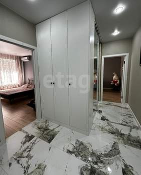 2-к квартира, вторичка, 52м2, 3/18 этаж