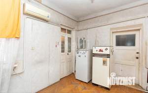 3-к квартира, вторичка, 57м2, 1/1 этаж