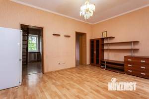 3-к квартира, вторичка, 100м2, 2/2 этаж